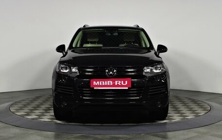 Volkswagen Touareg III, 2010 год, 1 997 000 рублей, 2 фотография