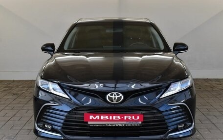 Toyota Camry, 2021 год, 2 830 000 рублей, 2 фотография