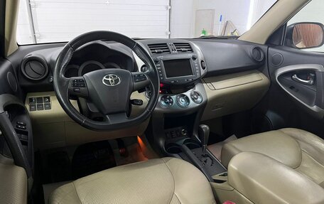 Toyota RAV4, 2011 год, 1 750 000 рублей, 12 фотография