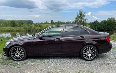 Mercedes-Benz C-Класс, 2012 год, 1 650 000 рублей, 8 фотография