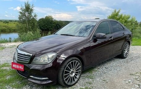 Mercedes-Benz C-Класс, 2012 год, 1 650 000 рублей, 3 фотография