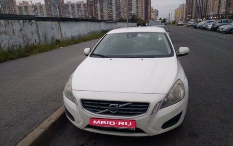 Volvo S60 III, 2011 год, 530 000 рублей, 2 фотография