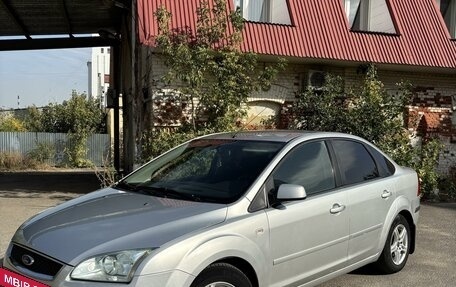 Ford Focus II рестайлинг, 2006 год, 650 000 рублей, 2 фотография