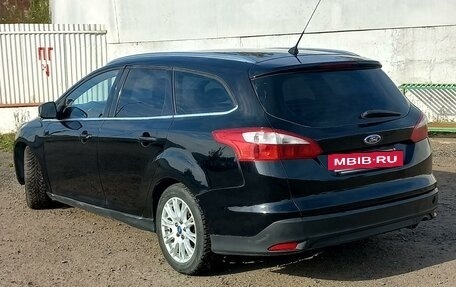 Ford Focus III, 2013 год, 850 000 рублей, 2 фотография