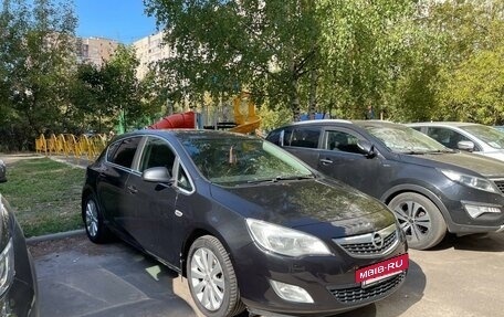 Opel Astra J, 2011 год, 635 000 рублей, 2 фотография