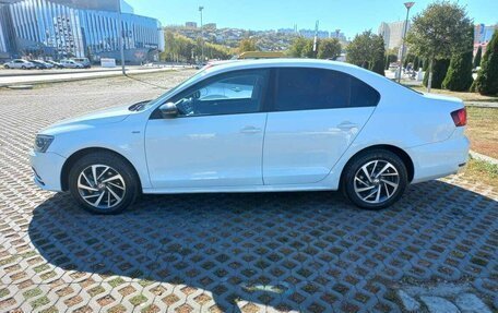 Volkswagen Jetta VI, 2018 год, 1 680 000 рублей, 2 фотография