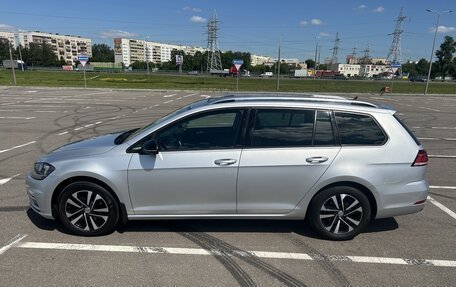 Volkswagen Golf VII, 2019 год, 1 950 000 рублей, 2 фотография