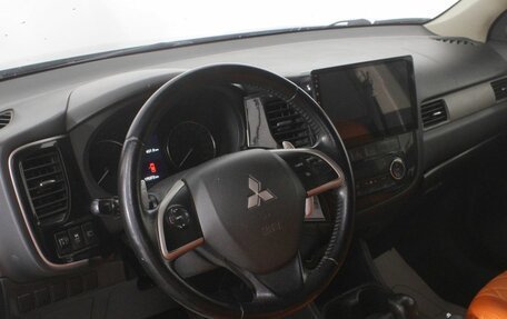 Mitsubishi Outlander III рестайлинг 3, 2012 год, 1 450 000 рублей, 13 фотография