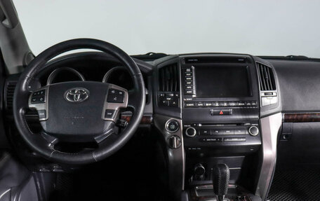 Toyota Land Cruiser 200, 2008 год, 3 300 000 рублей, 12 фотография