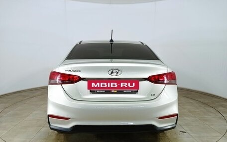 Hyundai Solaris II рестайлинг, 2018 год, 1 560 000 рублей, 6 фотография