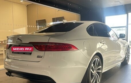 Jaguar XF II, 2016 год, 2 800 000 рублей, 27 фотография