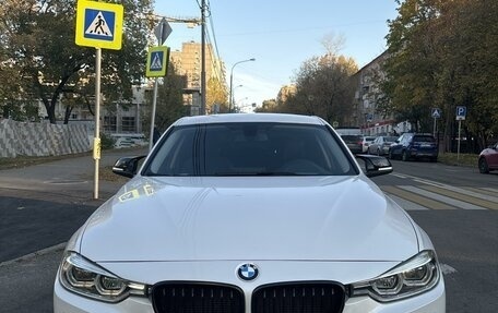 BMW 3 серия, 2016 год, 2 640 000 рублей, 2 фотография