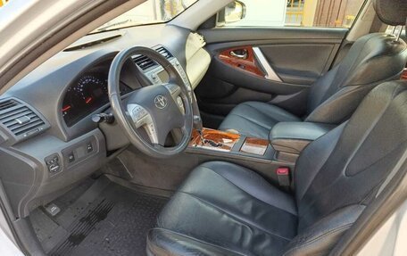 Toyota Camry, 2011 год, 1 350 000 рублей, 9 фотография