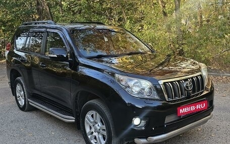 Toyota Land Cruiser Prado 150 рестайлинг 2, 2011 год, 3 200 000 рублей, 23 фотография