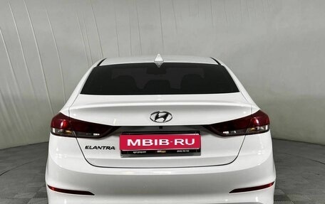 Hyundai Elantra VI рестайлинг, 2017 год, 1 470 000 рублей, 6 фотография