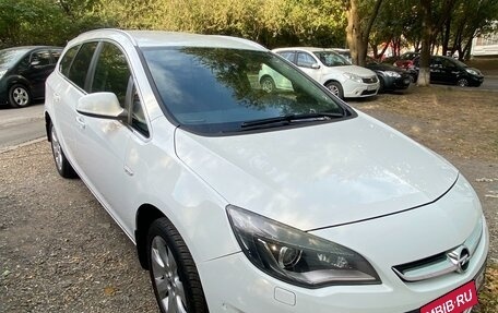 Opel Astra J, 2012 год, 1 200 000 рублей, 8 фотография