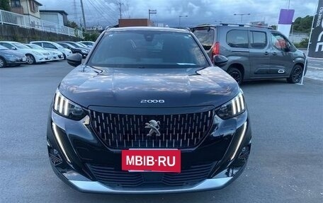 Peugeot 2008 II, 2021 год, 1 800 000 рублей, 2 фотография