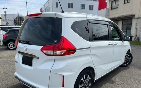 Honda Freed II, 2020 год, 1 570 000 рублей, 6 фотография