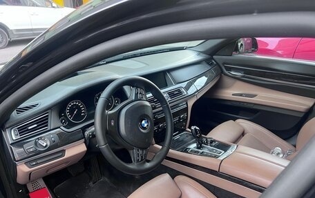 BMW 7 серия, 2013 год, 2 600 000 рублей, 7 фотография