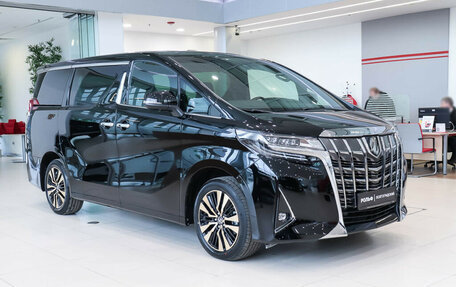 Toyota Alphard, 2024 год, 21 690 000 рублей, 3 фотография