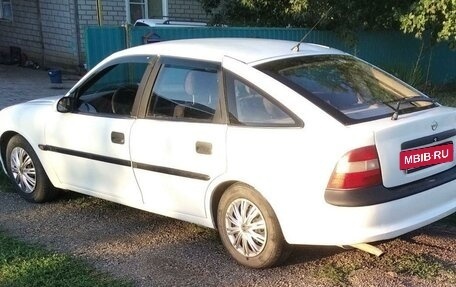 Opel Vectra B рестайлинг, 1997 год, 210 000 рублей, 3 фотография