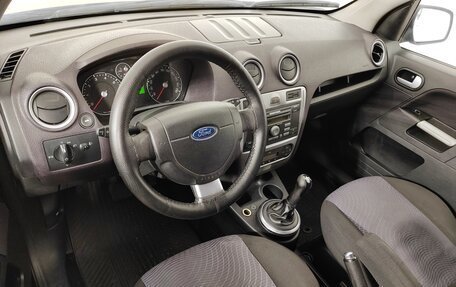 Ford Fusion I, 2009 год, 424 000 рублей, 10 фотография