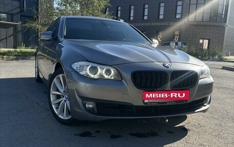 BMW 5 серия, 2011 год, 2 100 000 рублей, 2 фотография