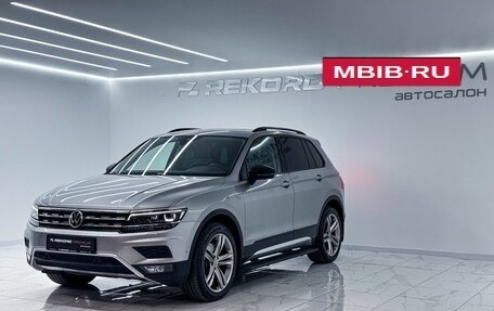 Volkswagen Tiguan II, 2019 год, 3 090 000 рублей, 2 фотография