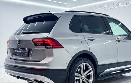 Volkswagen Tiguan II, 2019 год, 3 090 000 рублей, 8 фотография