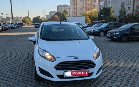 Ford Fiesta, 2016 год, 950 000 рублей, 1 фотография