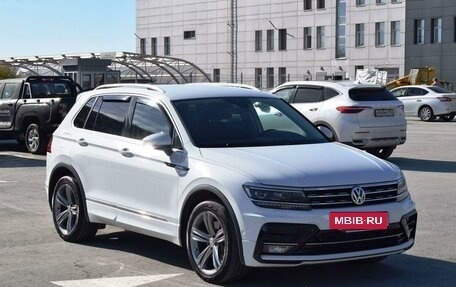 Volkswagen Tiguan II, 2019 год, 3 297 000 рублей, 2 фотография