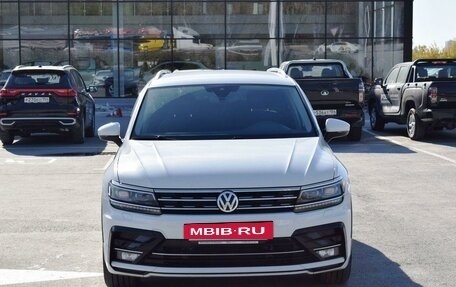 Volkswagen Tiguan II, 2019 год, 3 297 000 рублей, 7 фотография