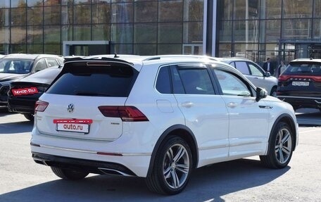 Volkswagen Tiguan II, 2019 год, 3 297 000 рублей, 3 фотография