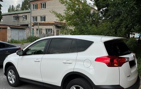 Toyota RAV4, 2013 год, 1 900 000 рублей, 3 фотография