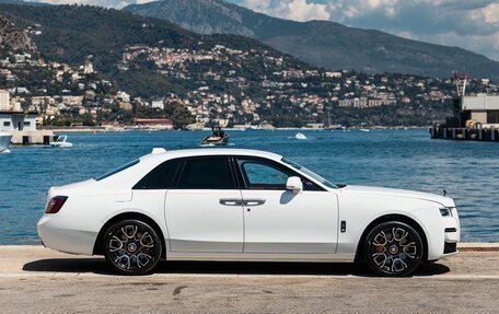 Rolls-Royce Ghost Series II рестайлинг, 2022 год, 58 000 000 рублей, 5 фотография