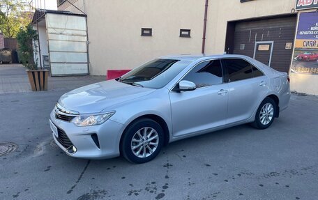 Toyota Camry, 2018 год, 2 650 000 рублей, 3 фотография