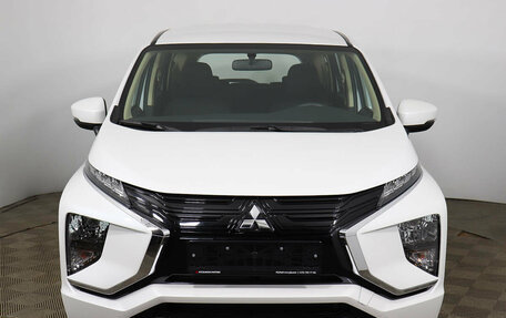 Mitsubishi Xpander, 2023 год, 3 700 000 рублей, 2 фотография