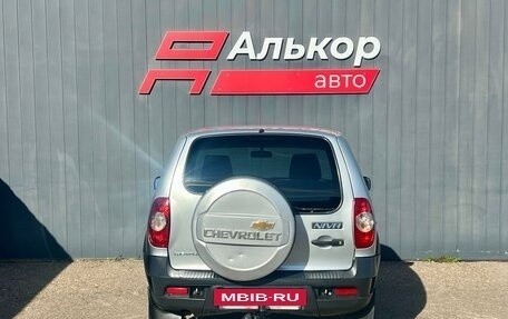 Chevrolet Niva I рестайлинг, 2017 год, 849 000 рублей, 6 фотография