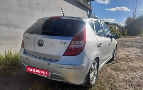 Hyundai i30 I, 2011 год, 850 000 рублей, 16 фотография