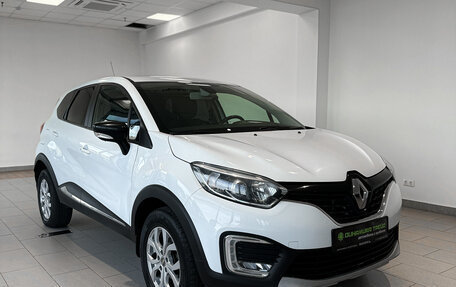 Renault Kaptur I рестайлинг, 2019 год, 1 624 000 рублей, 3 фотография