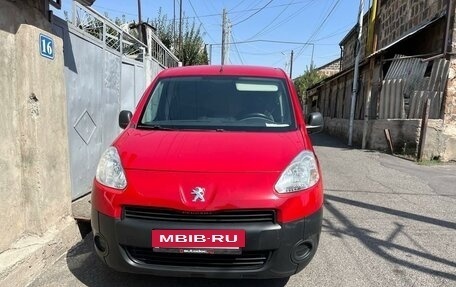 Peugeot Partner II рестайлинг 2, 2012 год, 1 000 000 рублей, 2 фотография