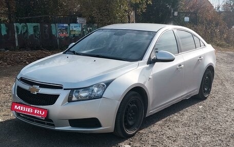 Chevrolet Cruze II, 2011 год, 600 000 рублей, 10 фотография