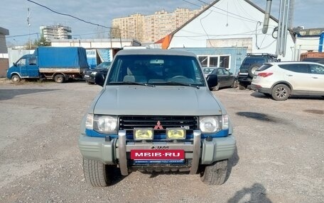 Mitsubishi Pajero III рестайлинг, 1995 год, 650 000 рублей, 2 фотография