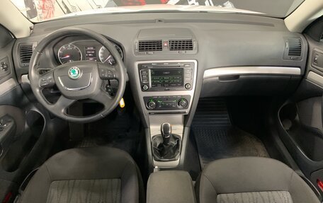 Skoda Octavia, 2012 год, 950 000 рублей, 9 фотография