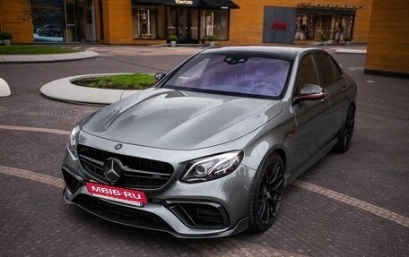 Mercedes-Benz E-Класс AMG, 2018 год, 9 000 000 рублей, 8 фотография