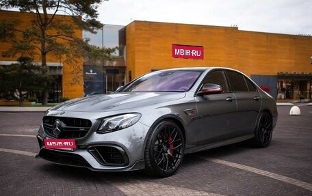 Mercedes-Benz E-Класс AMG, 2018 год, 9 000 000 рублей, 7 фотография