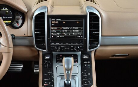 Porsche Cayenne III, 2012 год, 3 094 000 рублей, 16 фотография