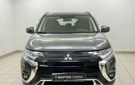 Mitsubishi Outlander III рестайлинг 3, 2021 год, 3 131 000 рублей, 2 фотография