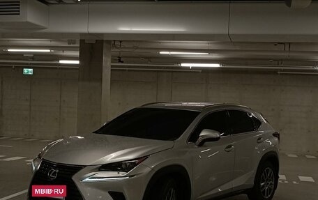 Lexus NX I, 2017 год, 4 000 000 рублей, 2 фотография