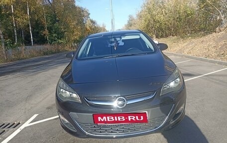 Opel Astra J, 2013 год, 1 100 000 рублей, 5 фотография